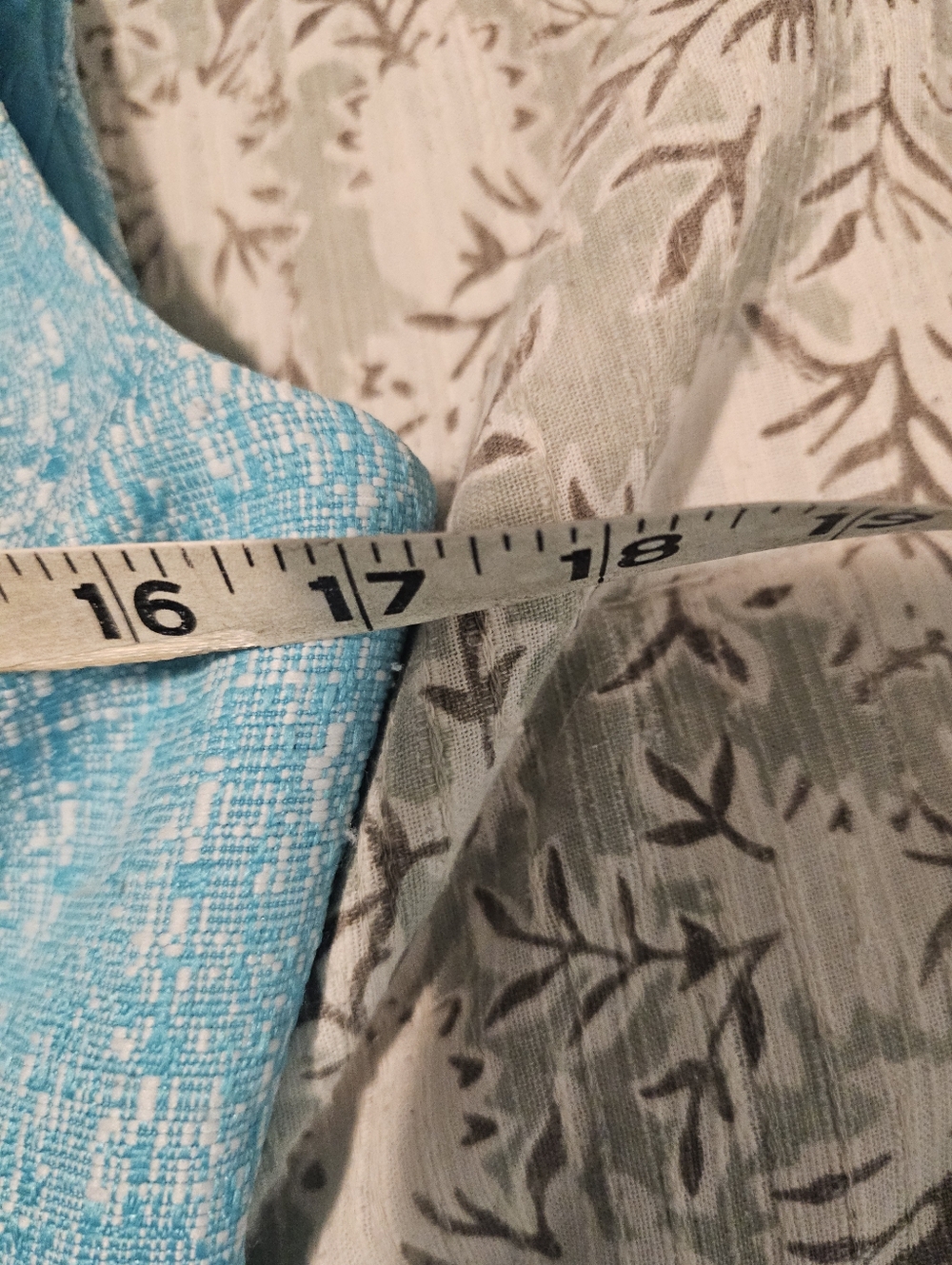 Tahari Arthur Levine Dress sz 4P - Picture 5 of 5